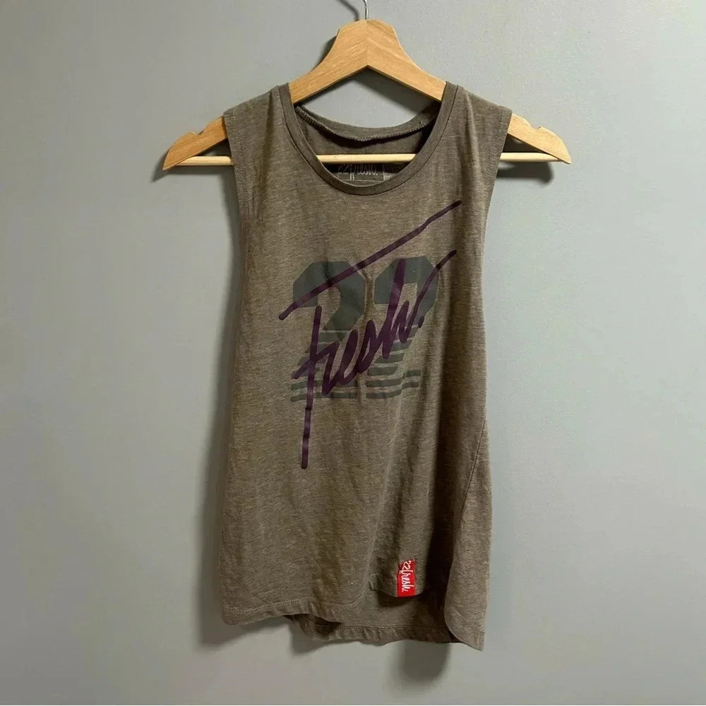 22 Fresh  Tank